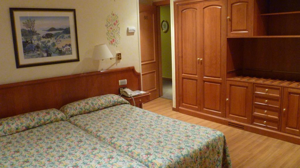Regencia Colon Hotel Barcelona Buitenkant foto