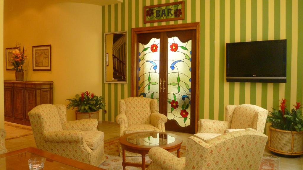 Regencia Colon Hotel Barcelona Buitenkant foto